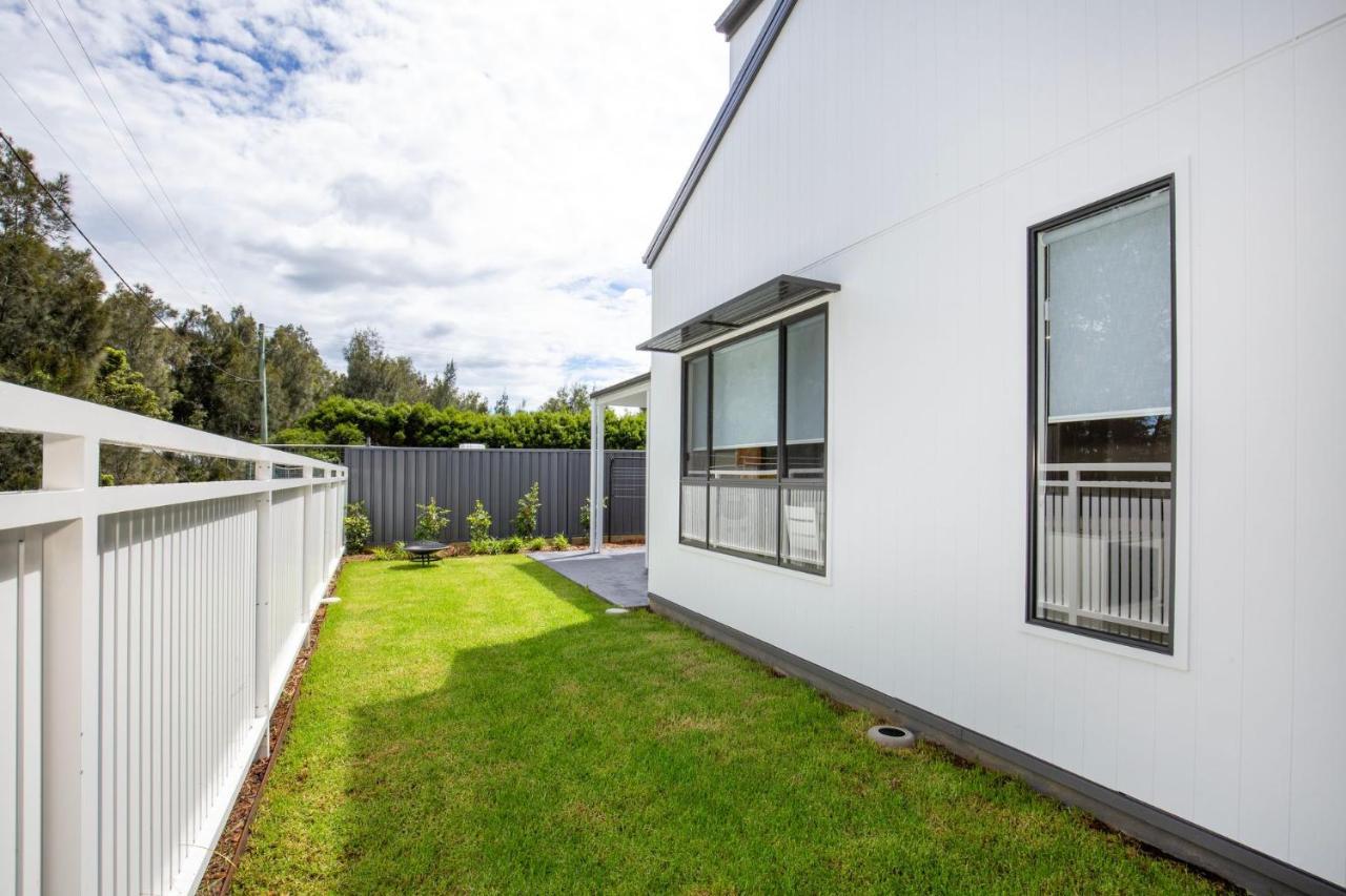 Shiloh Shores - Pet Friendly With Fire Pit - 5 Mins To Holiday home *